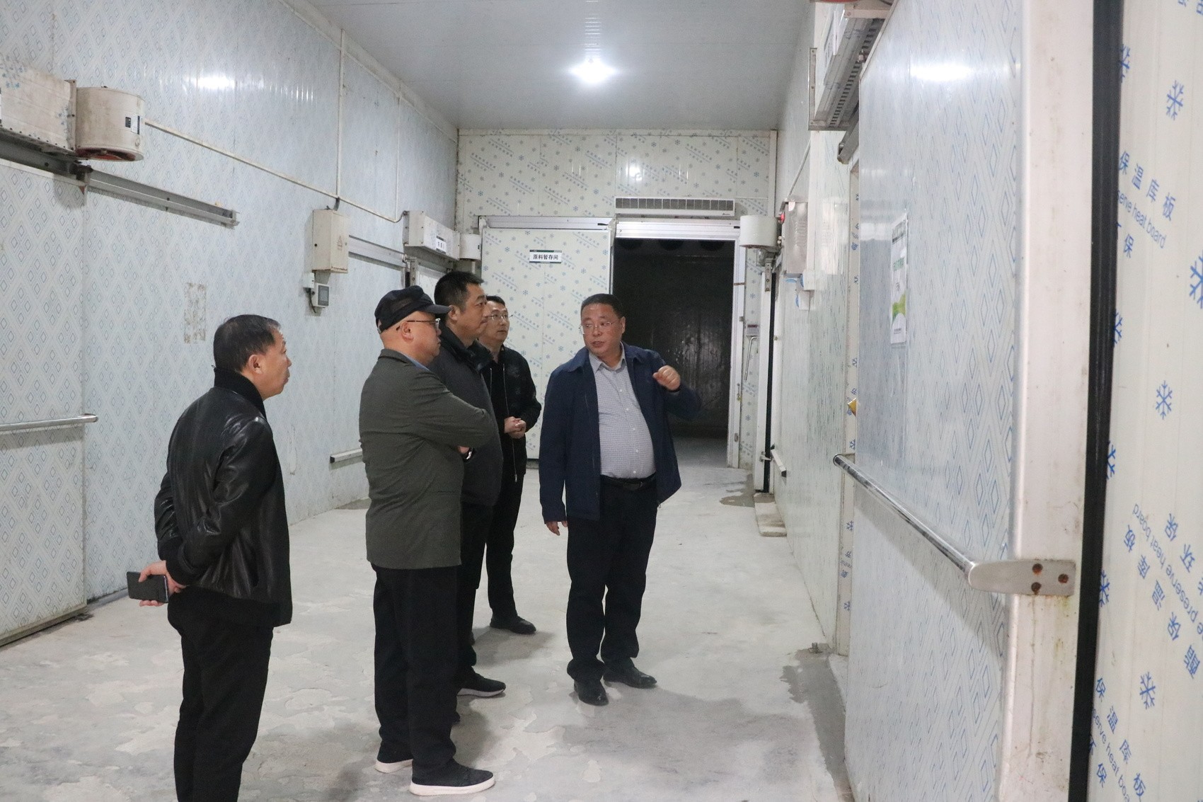 四川省市場監(jiān)管局認(rèn)檢監(jiān)管處一行到巴山牧業(yè)檢查指導(dǎo)認(rèn)證監(jiān)管工作